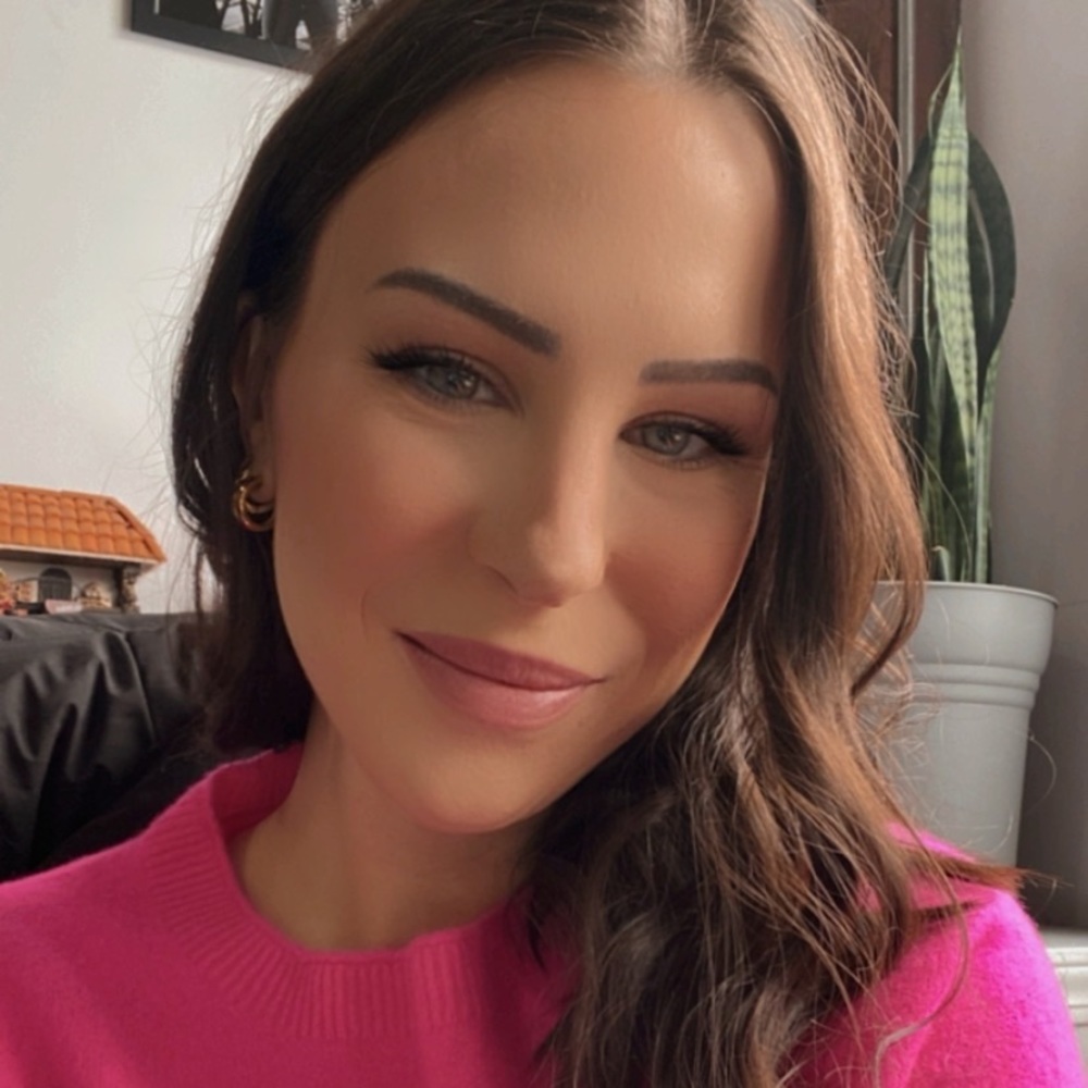 Meet your Posher, Olivia